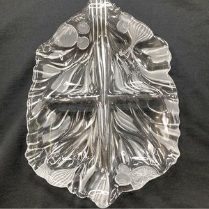 Galorie Serving Platter Vintage Clear & Frosted Glass Leaf Shaped Sectioned